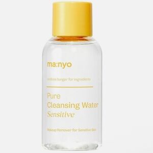Ma:nyo Pure Cleansing Water Sensitive Vegan Formula Mini Size 1.01 Fl Oz NWT